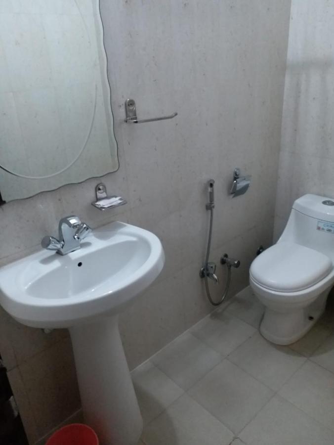 Hotel Abhinandan Inn Jaipur Ngoại thất bức ảnh