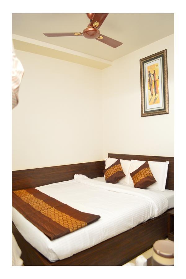 Hotel Abhinandan Inn Jaipur Ngoại thất bức ảnh