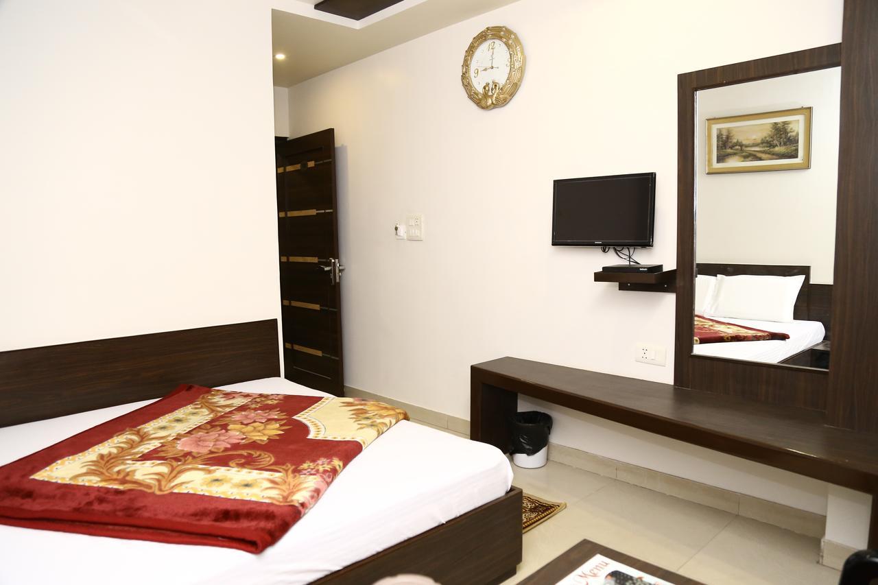 Hotel Abhinandan Inn Jaipur Ngoại thất bức ảnh
