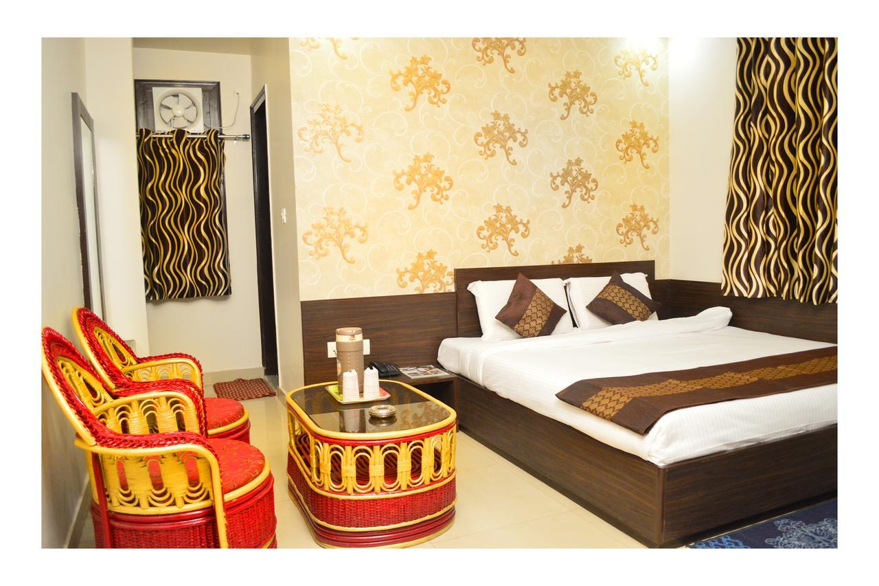 Hotel Abhinandan Inn Jaipur Ngoại thất bức ảnh
