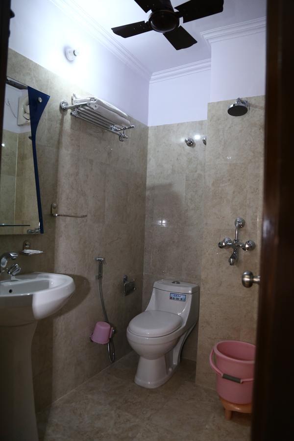 Hotel Abhinandan Inn Jaipur Ngoại thất bức ảnh