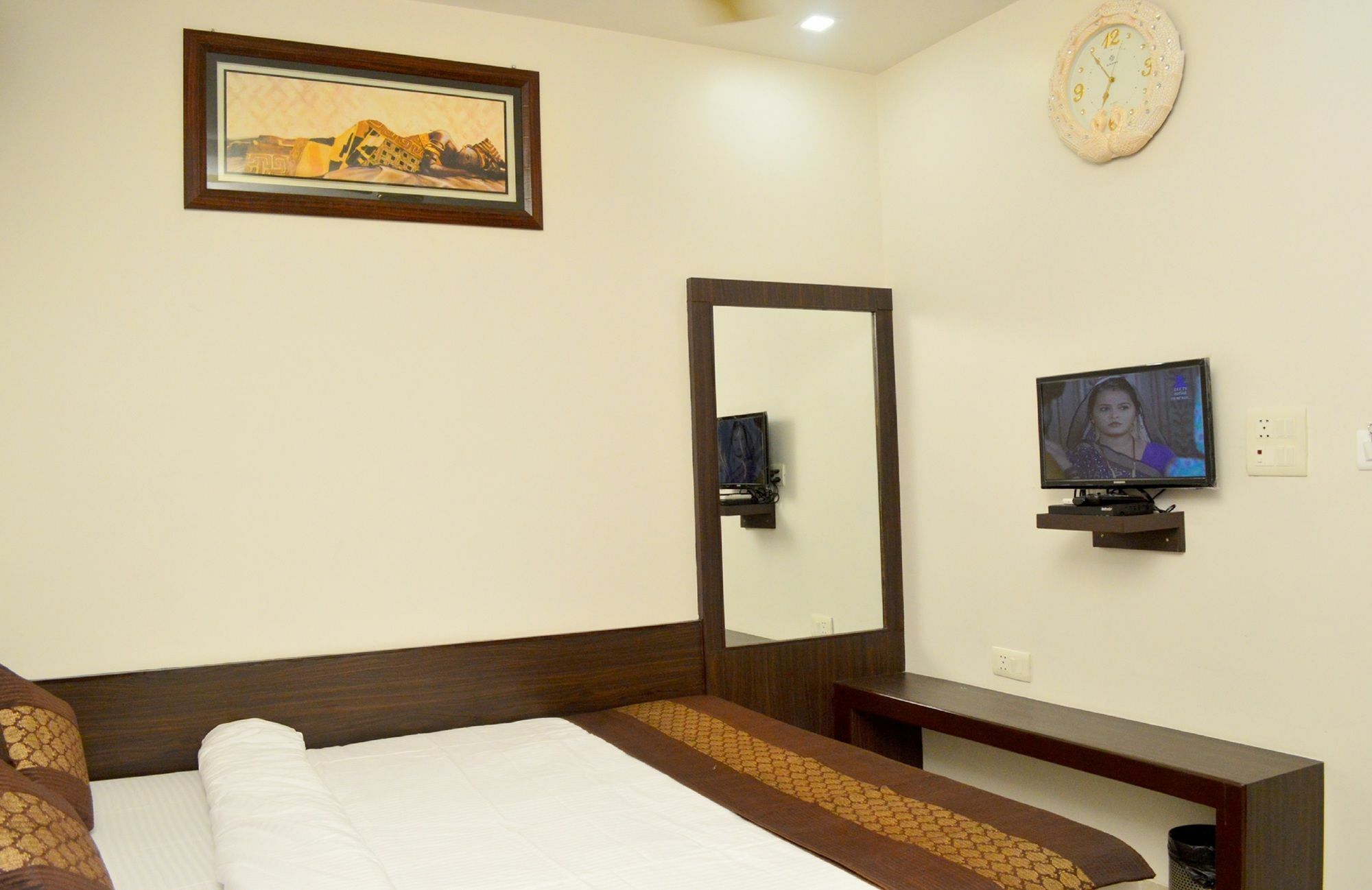 Hotel Abhinandan Inn Jaipur Ngoại thất bức ảnh