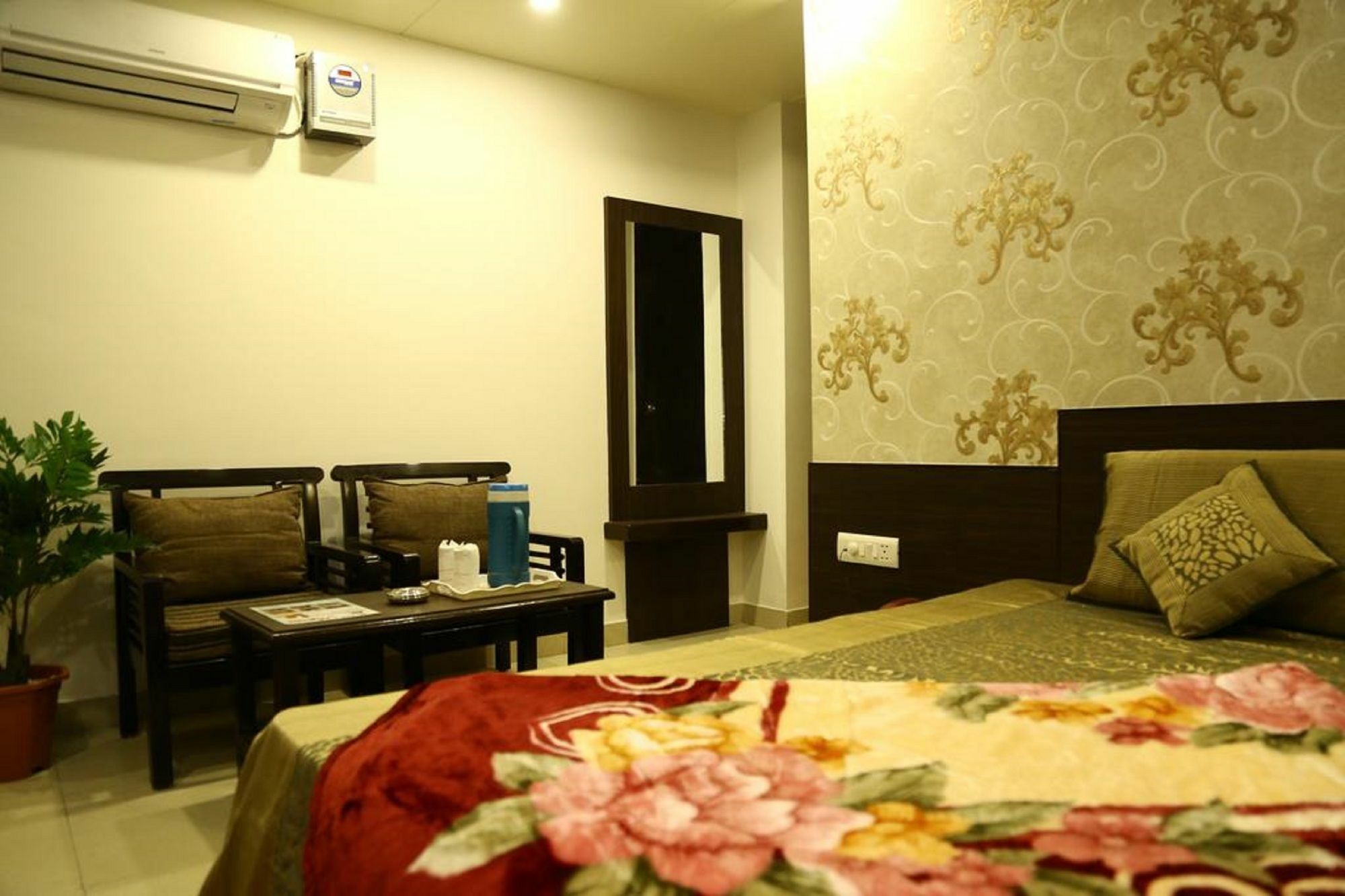 Hotel Abhinandan Inn Jaipur Ngoại thất bức ảnh