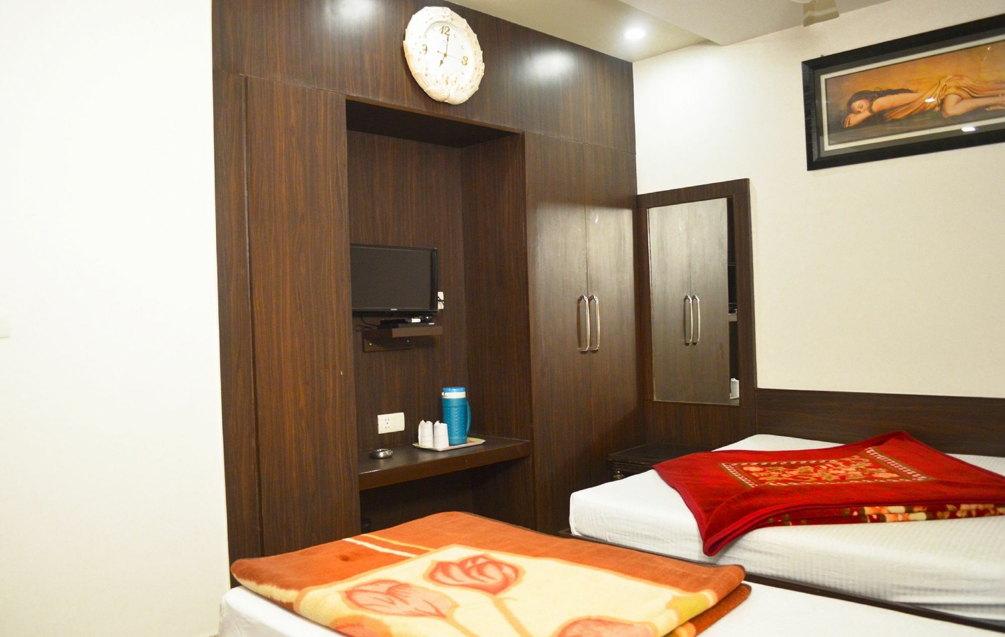 Hotel Abhinandan Inn Jaipur Ngoại thất bức ảnh