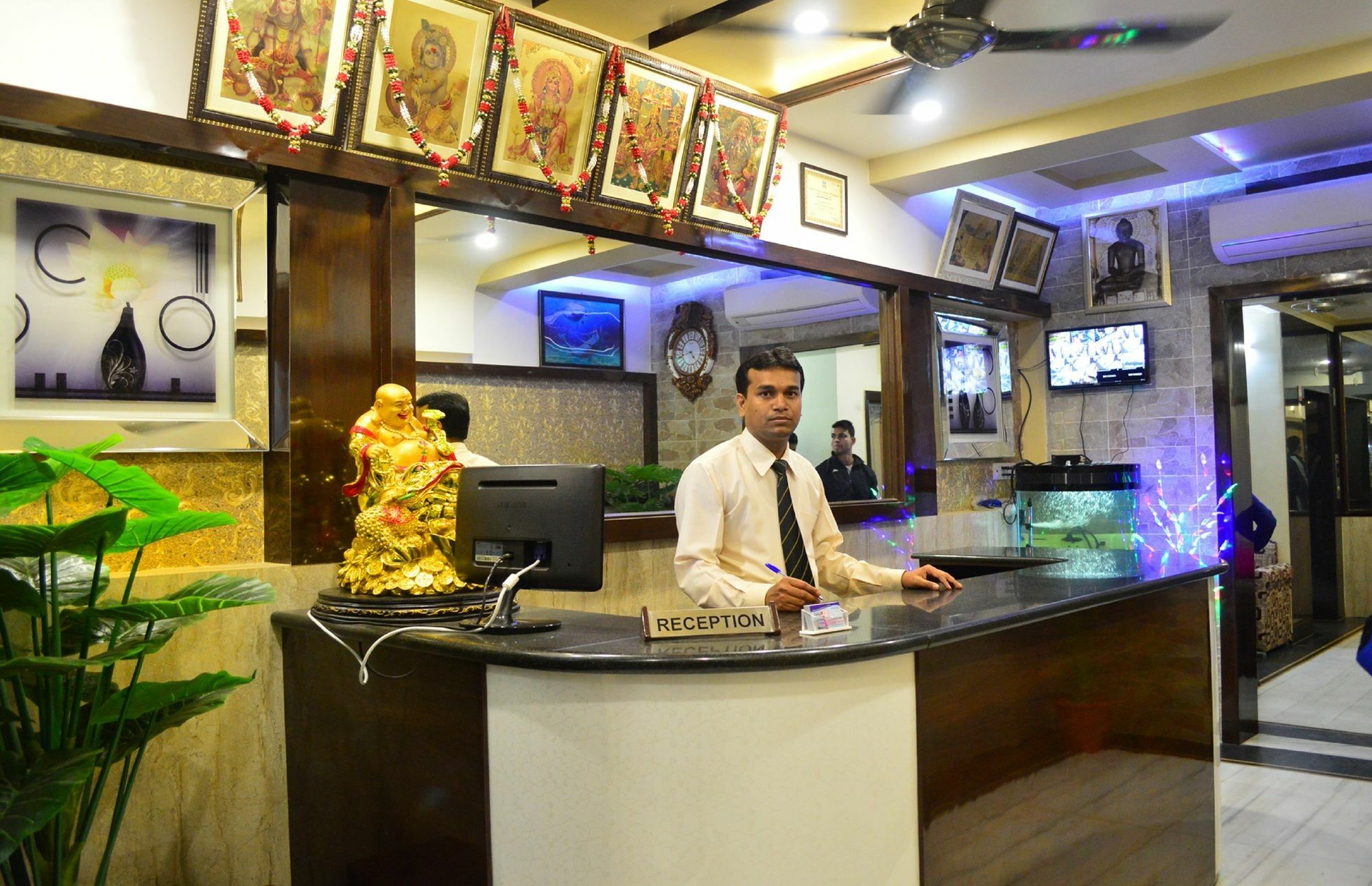 Hotel Abhinandan Inn Jaipur Ngoại thất bức ảnh
