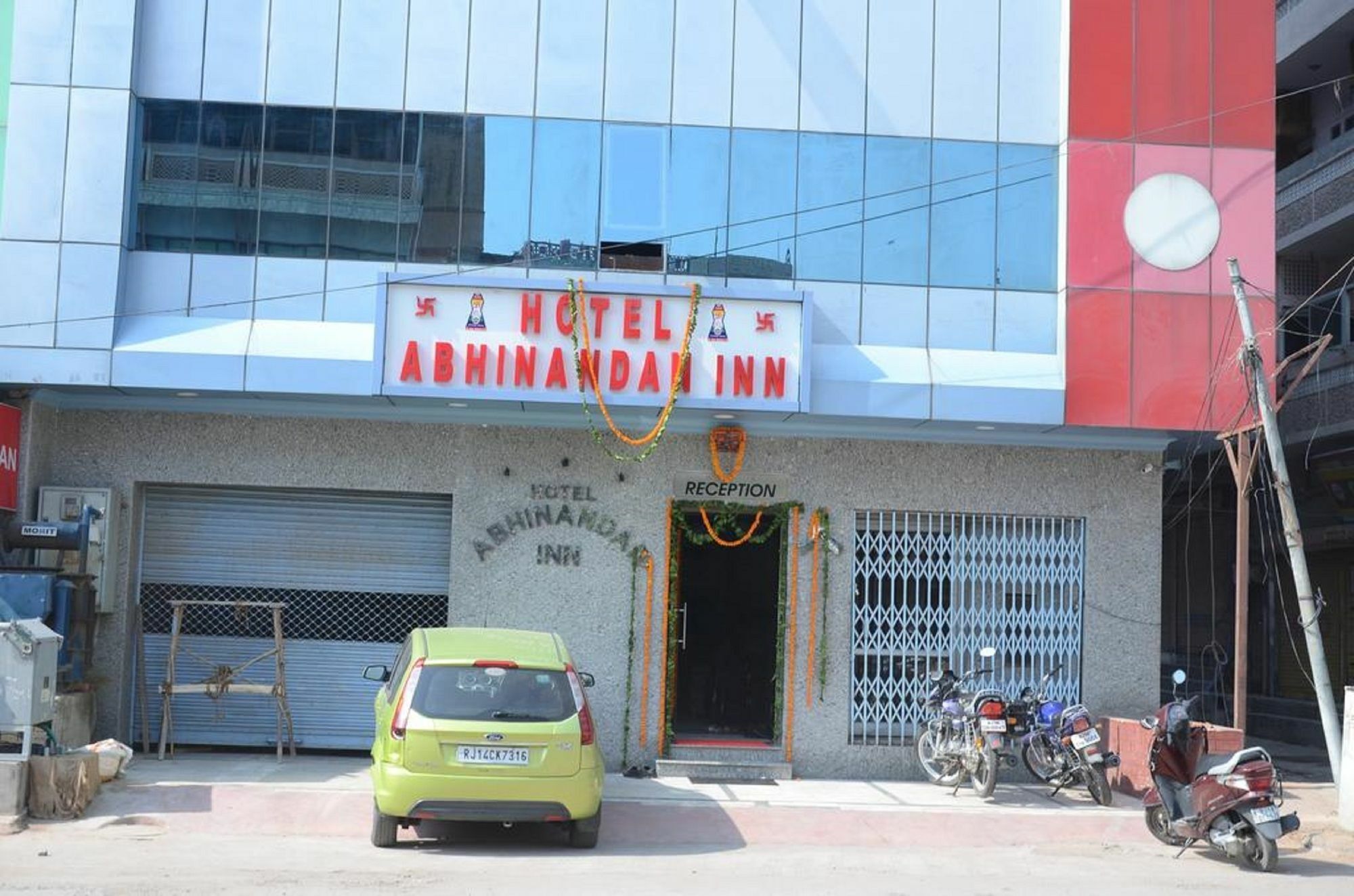 Hotel Abhinandan Inn Jaipur Ngoại thất bức ảnh